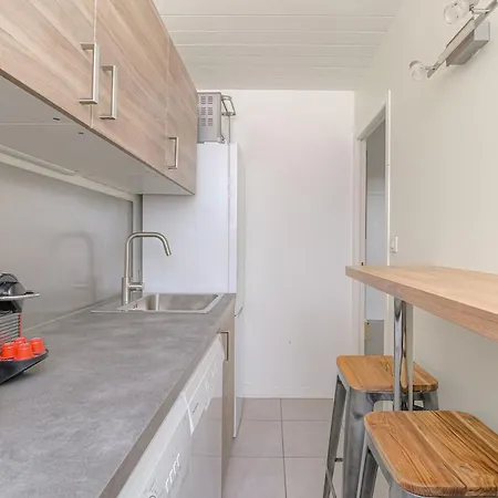 Moderne Avec 2 Chambres, Cœur De Appartement Lyon